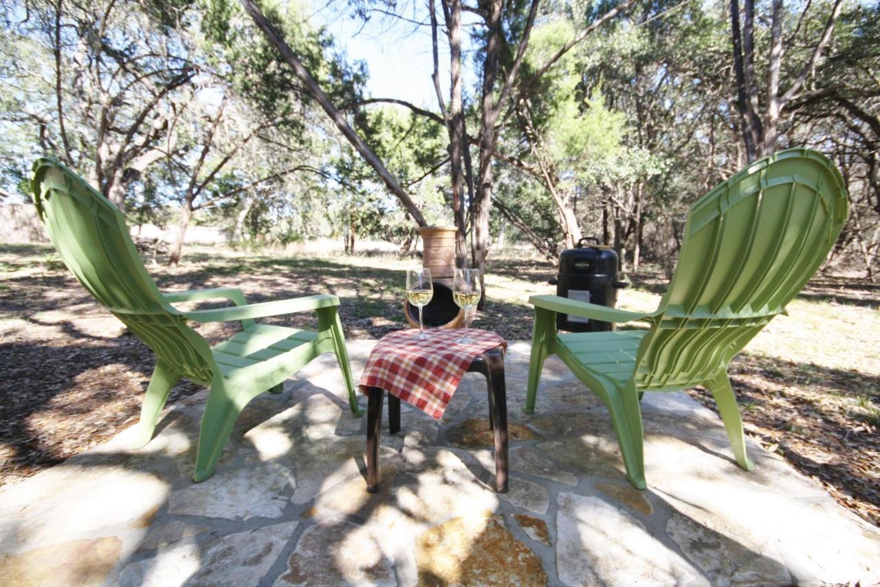 Cabins At Flite Acres-Mountain Laurel Villa Wimberley Exterior photo