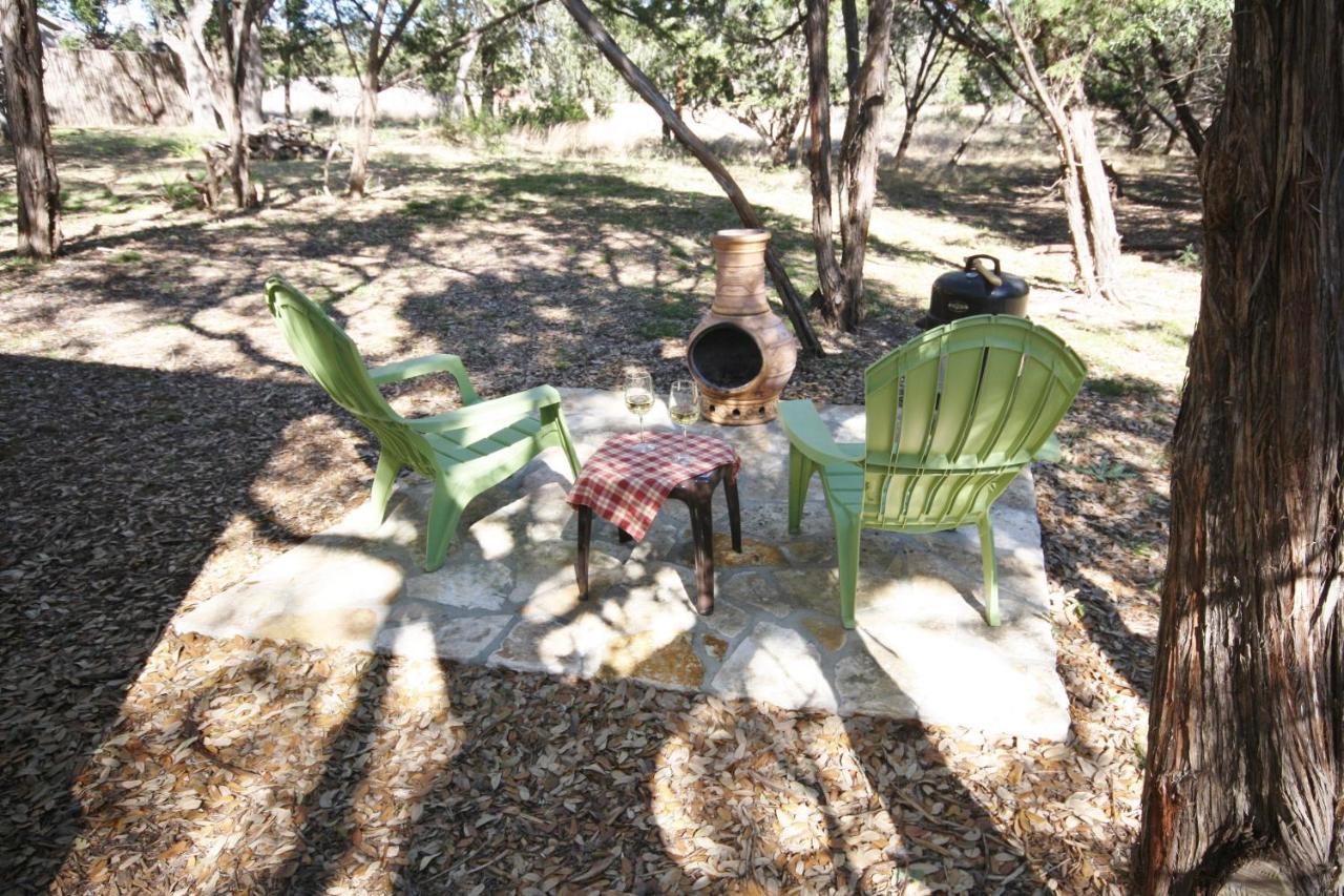 Cabins At Flite Acres-Mountain Laurel Villa Wimberley Exterior photo