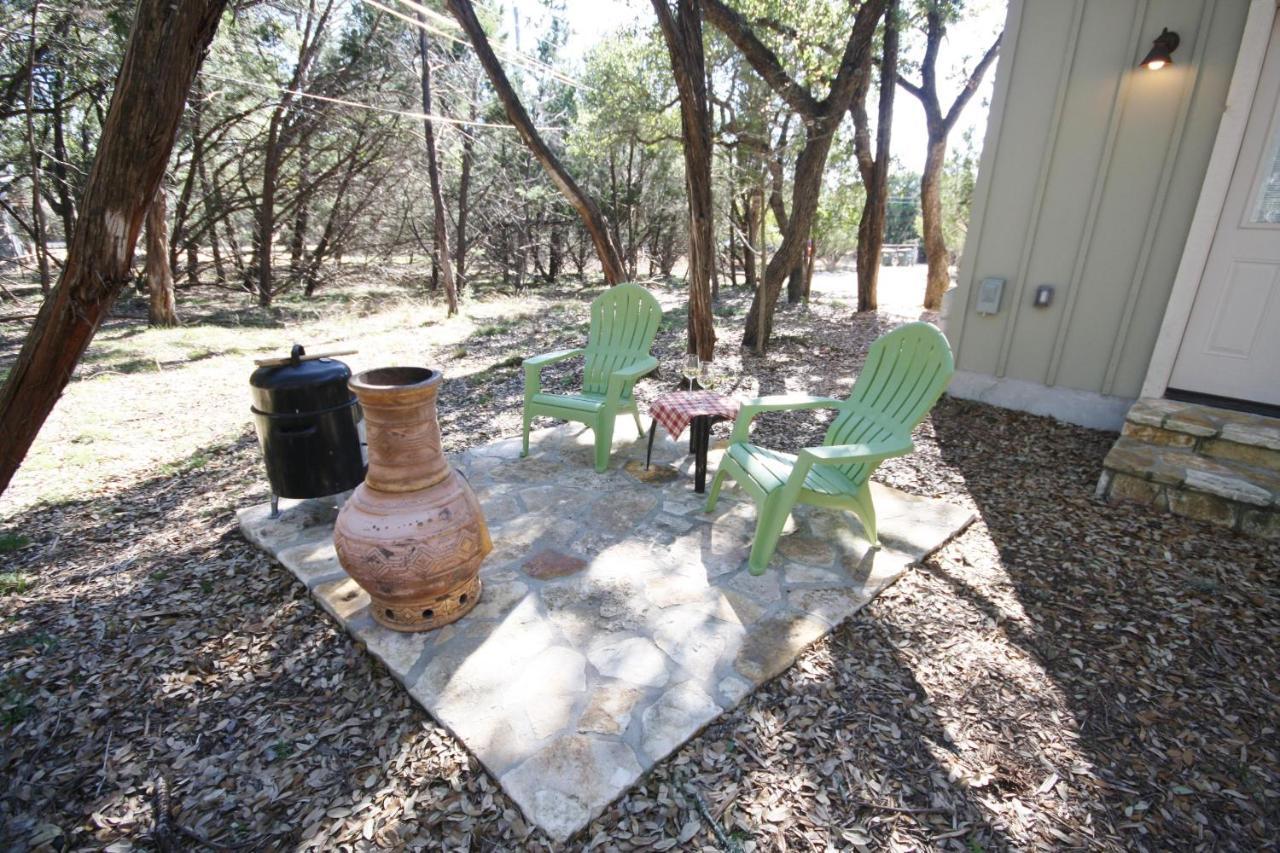 Cabins At Flite Acres-Mountain Laurel Villa Wimberley Exterior photo